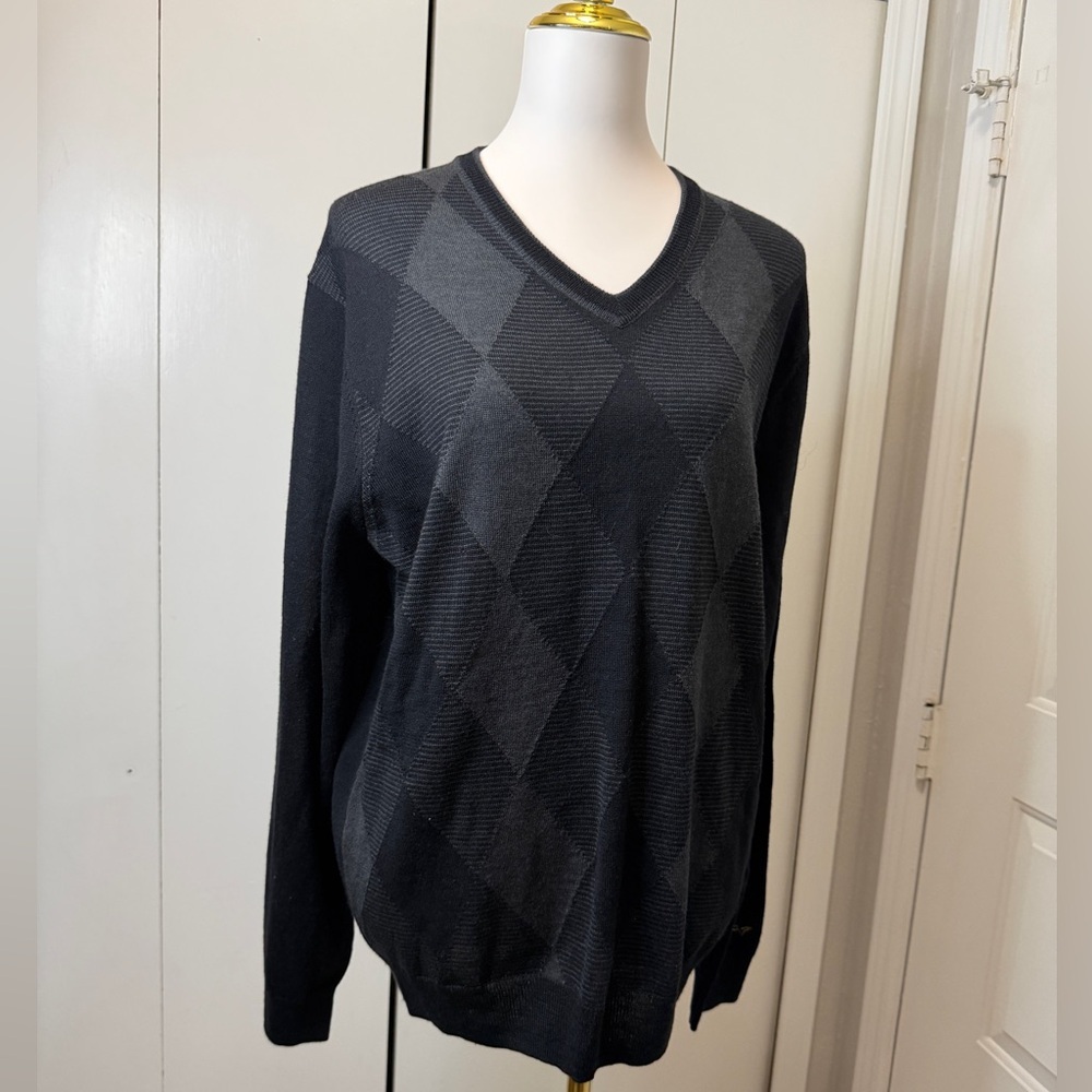 Greg Norman Collection Charcoal V-Neck Sweater